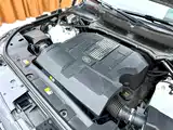 Photo 18 - Land Rover Range Rover