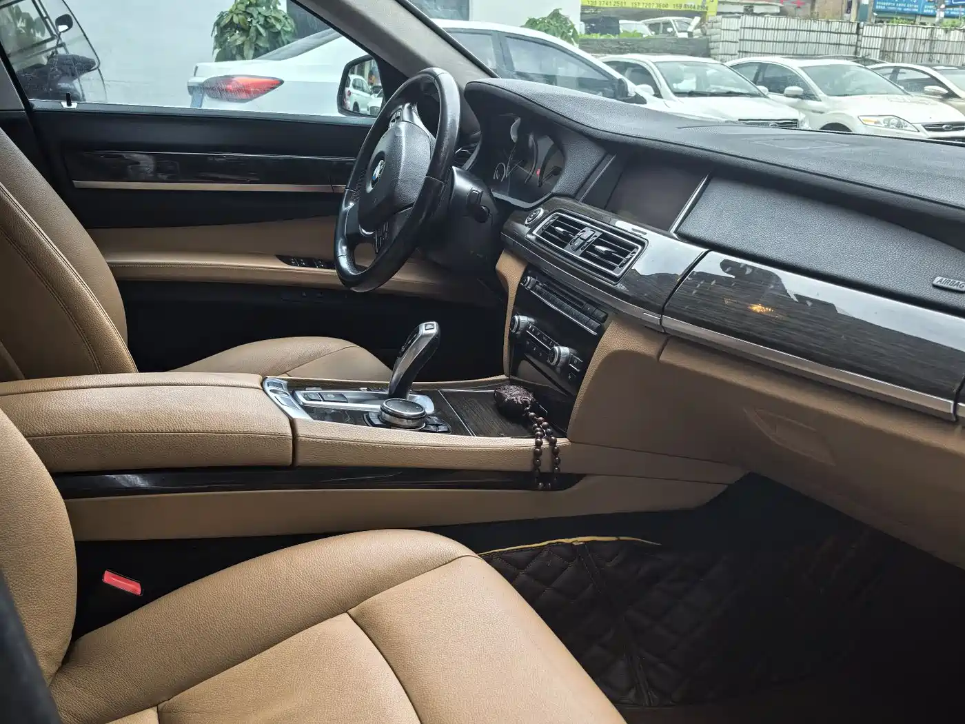 BMW 7 Series 2014 730Li Premium фото 7