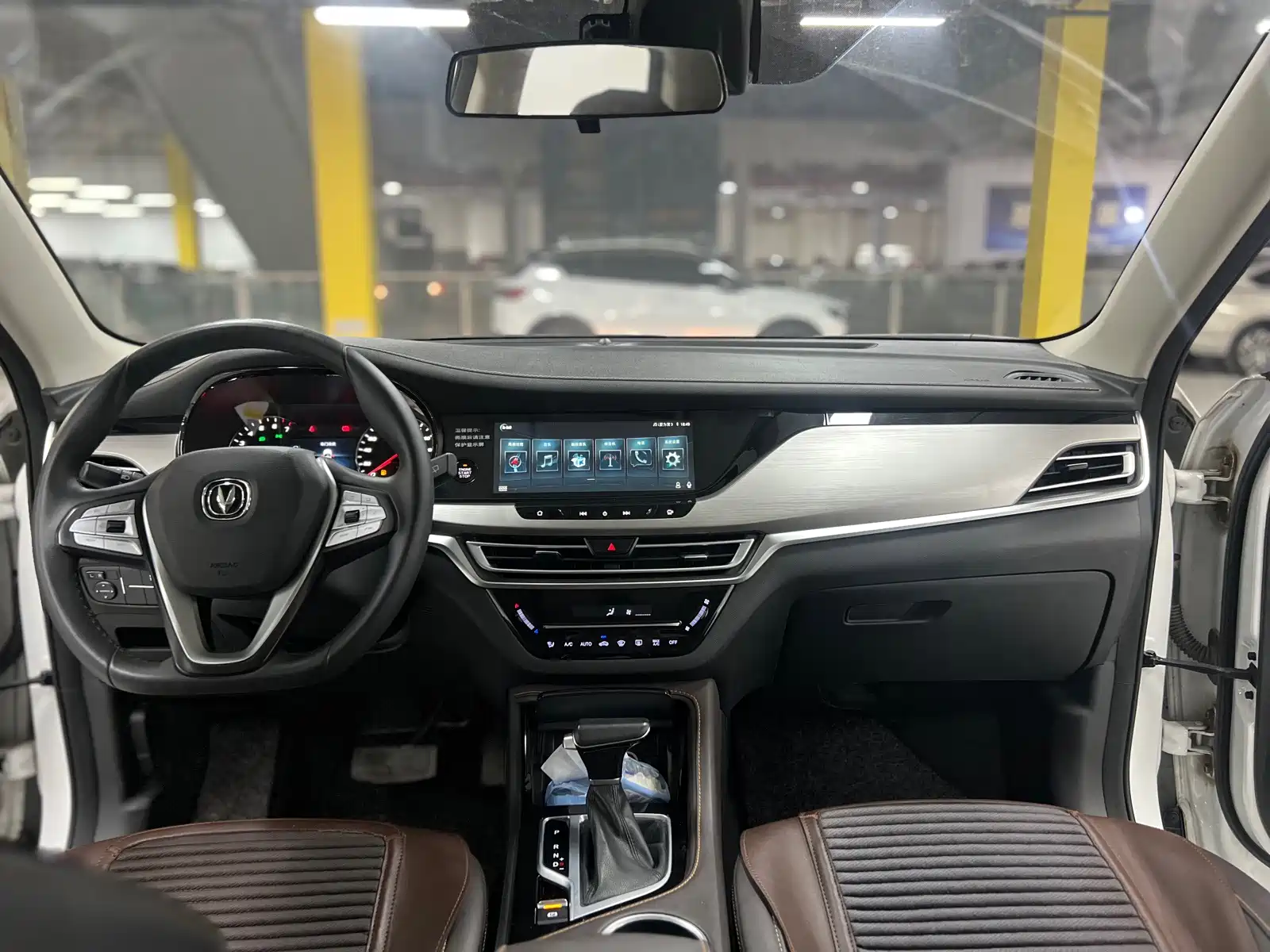 Фото 10 - Changan CS35 PLUS