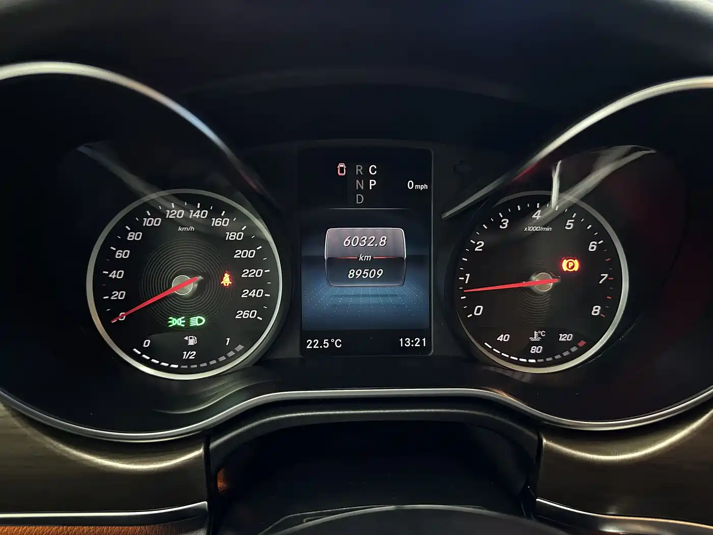 Mercedes-Benz V-Class 2020 V 260 Luxury Edition фото 26