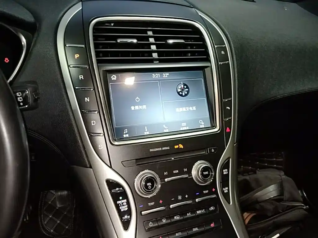 Lincoln Nautilus (Import) 2020 2019 2.0T 2WD Premium Edition China VI