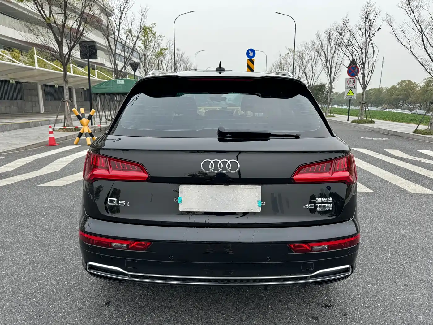 Audi Q5L 2020 45 TFSI Exclusive Fashion фото 2