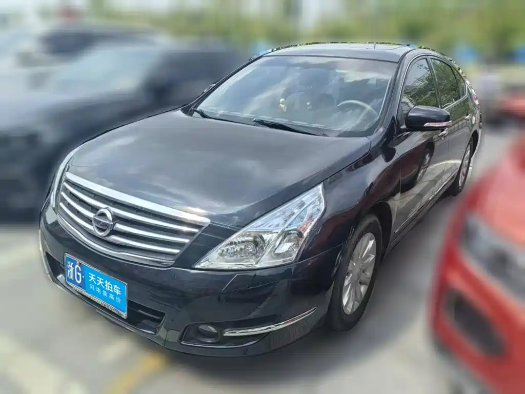 Фото 1 - Nissan Teana