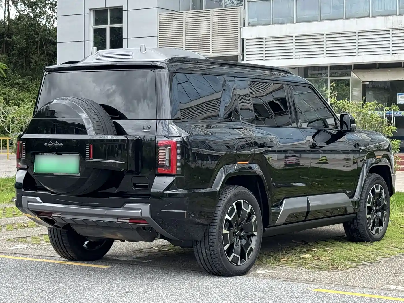 Fang Cheng Bao Leopard 8 2025 2025 Zhiyong Flagship Drone Edition 6-Seater