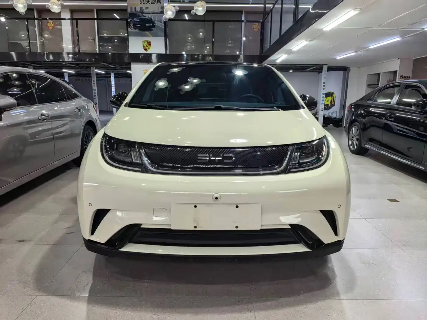 BYD Dolphin 2024