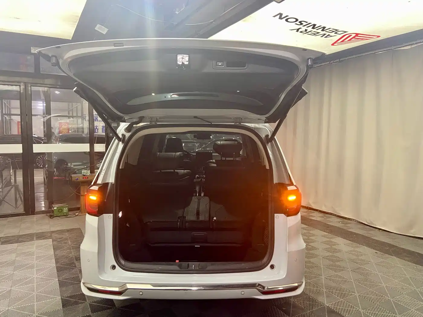 Honda Elysion 2024 2024 2.0L e:HEV Luxury Edition