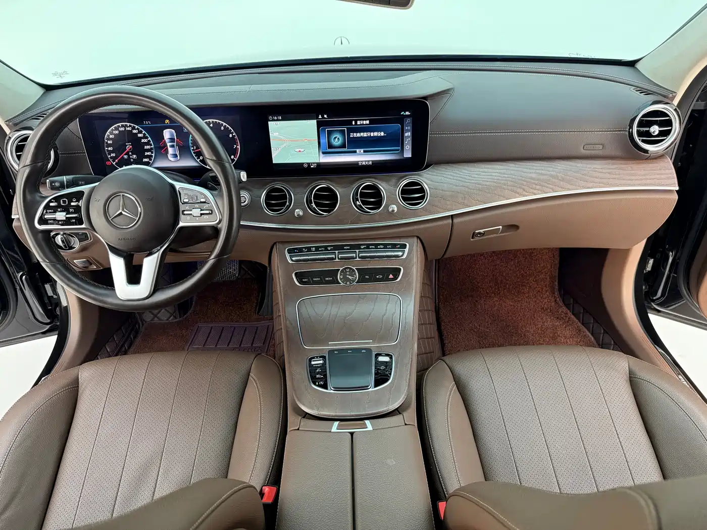 Mercedes-Benz E-Class 2020 E 300 L Fashion фото 11