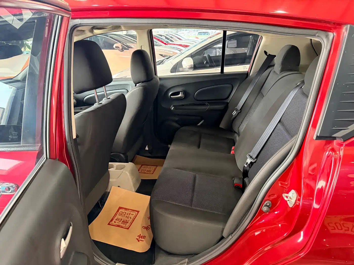 Venucia R50 2016 2015 1.6L Automatic Fashion Edition
