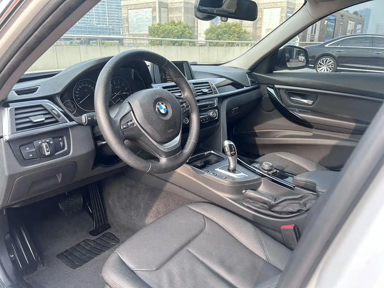 BMW 3 Series 2017 320Li Fashion фото 7