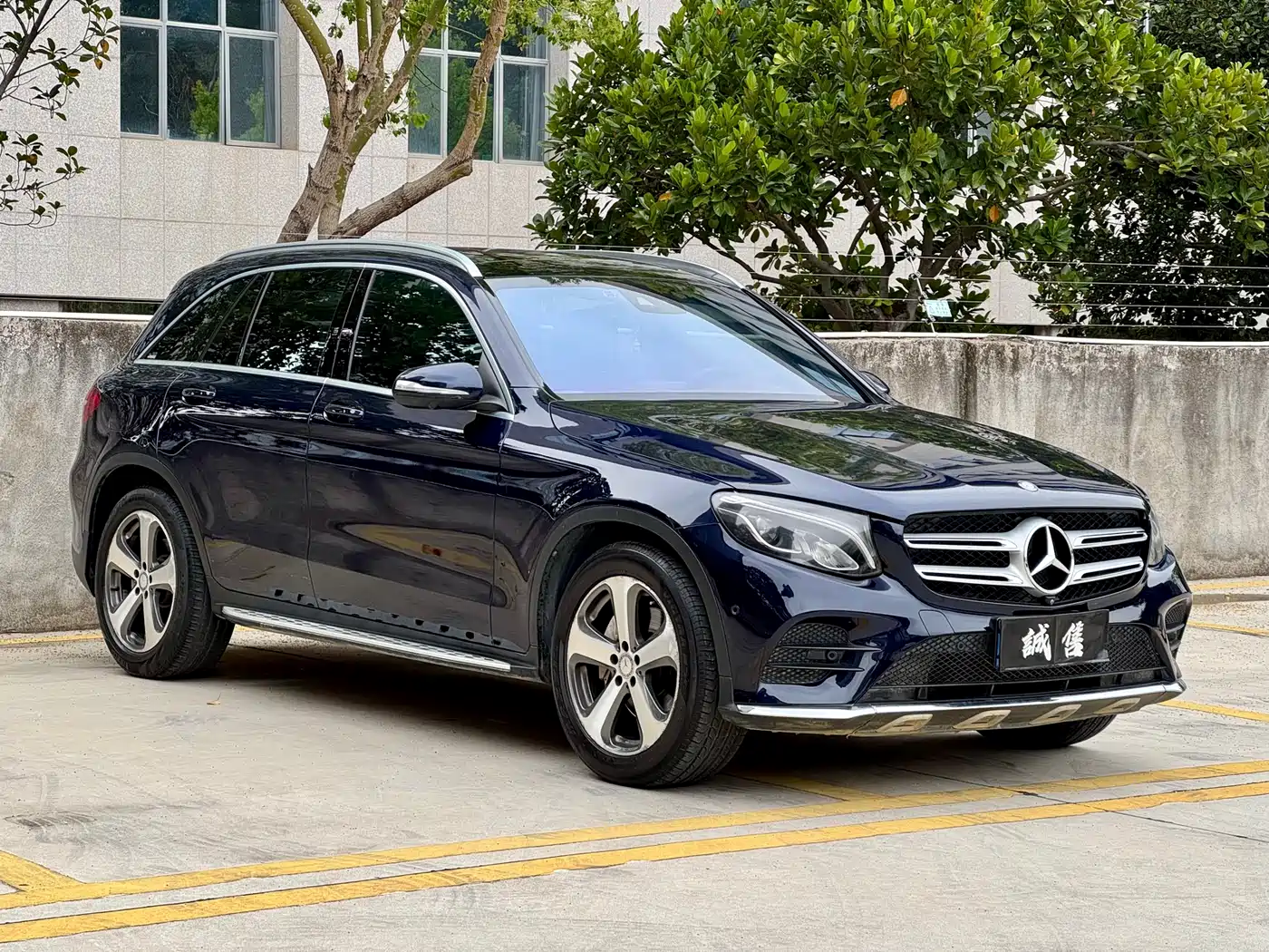 Mercedes-Benz GLC 2017 GLC 260 4MATIC Luxury фото 3