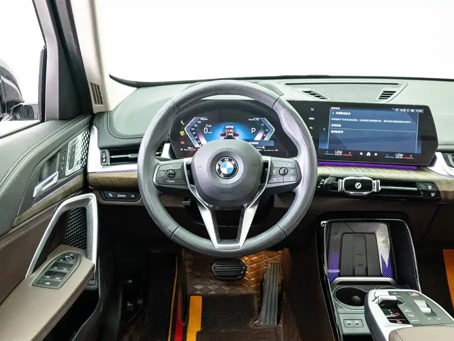 BMW X1 2025 2023 xDrive25Li X Design Package