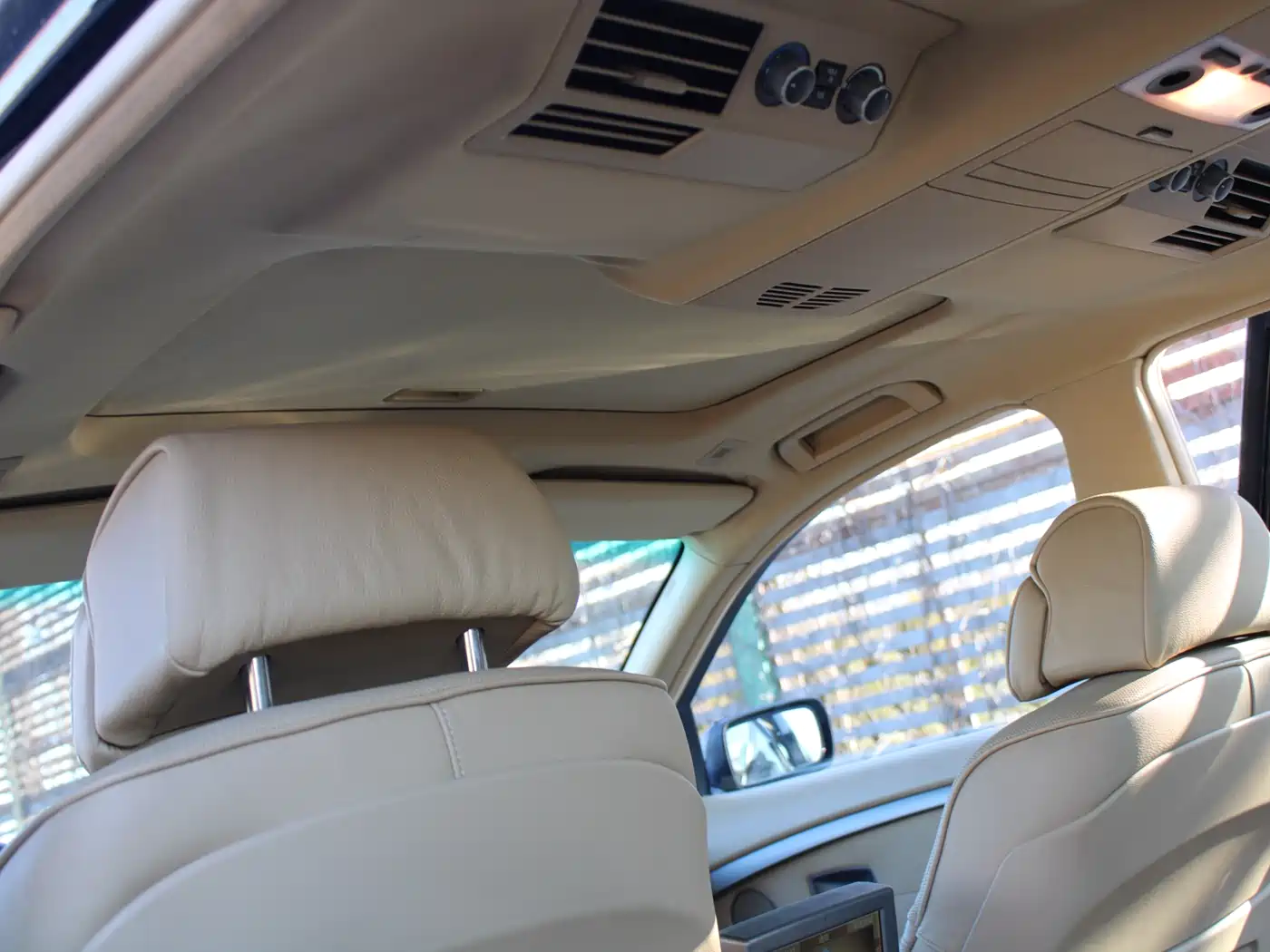 BMW 7 Series 2005 Model 750Li фото 23