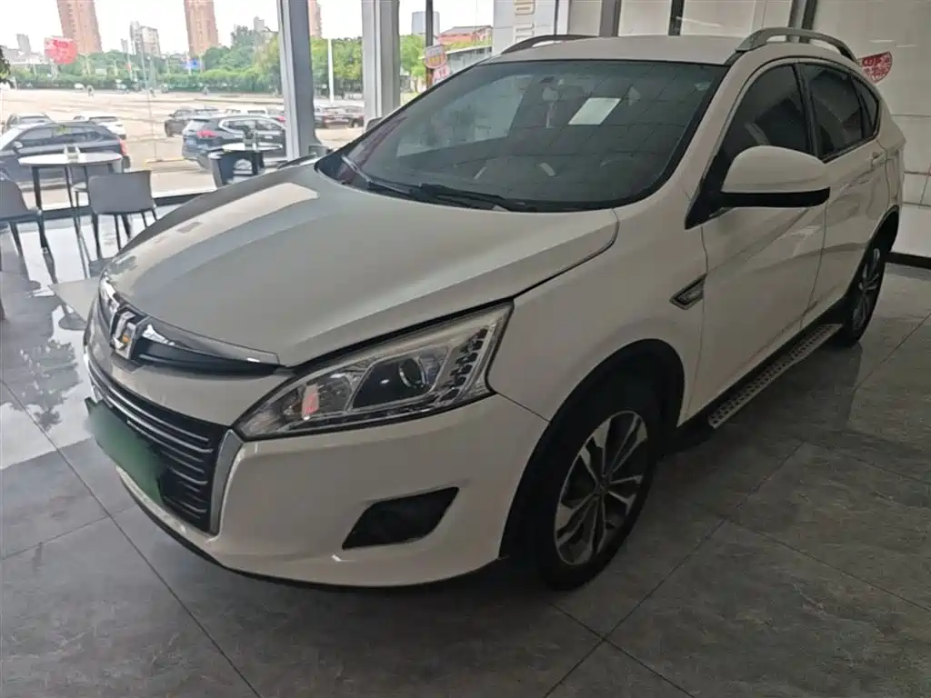 Luxgen U6 SUV 2016 2015 1.8T Innovation Upgrade