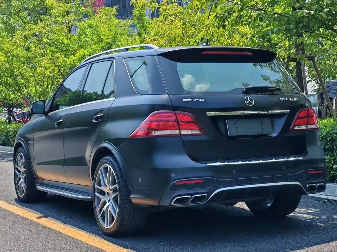 MERCEDES-BENZ GLE AMG