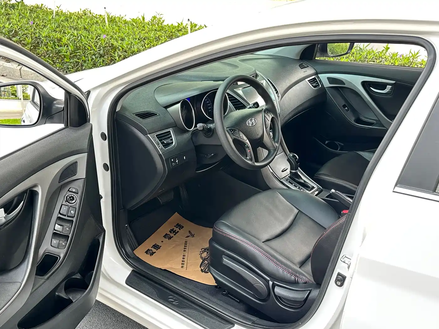 Hyundai Langdong 2016 1.6L Automatic Premium Edition фото 13