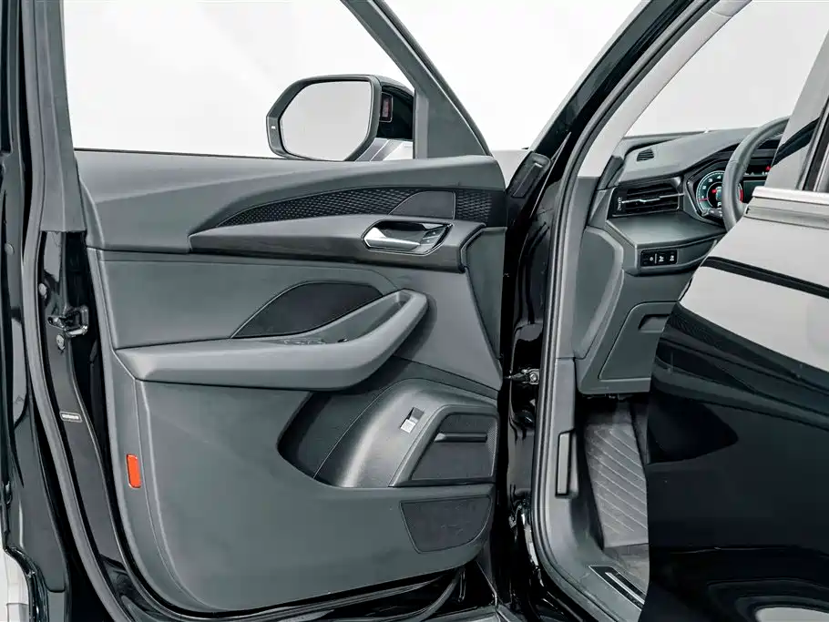 Audi Q6 2025 2024 40 TFSI quattro Cloud View Yulin Package 7-seater