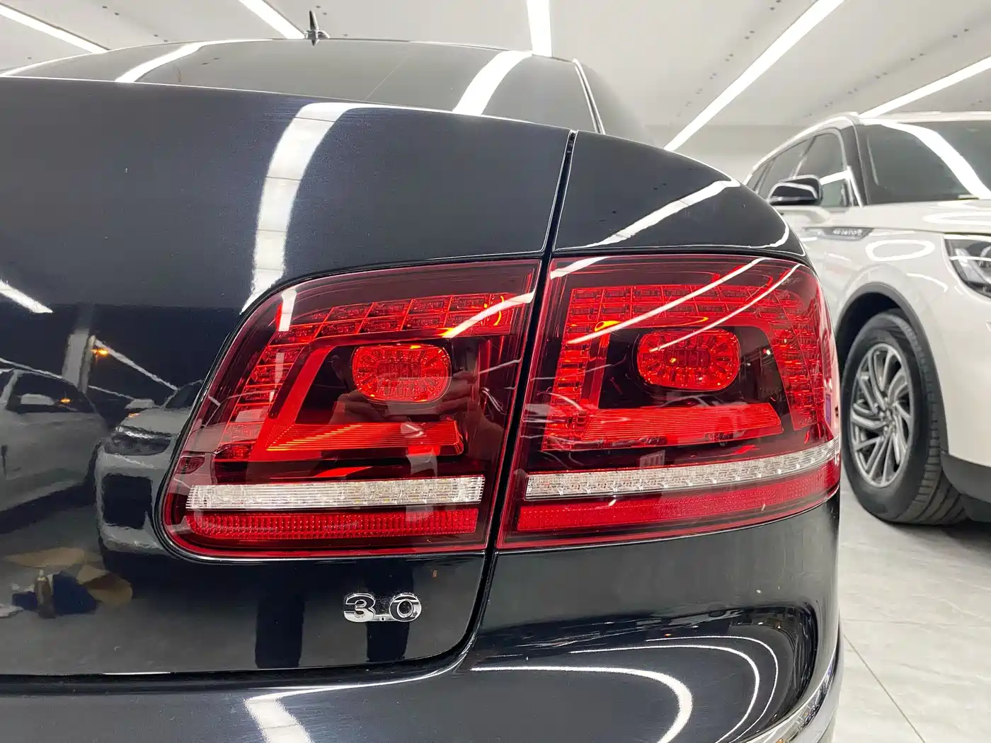 Volkswagen Phaeton 2016 2015 Model 3.0L Exclusive Edition