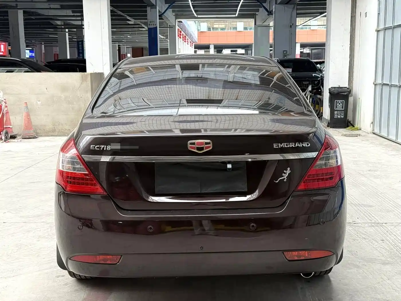 Geely Classic Emgrand 2012 2012 Sedan 1.8L Manual Luxury