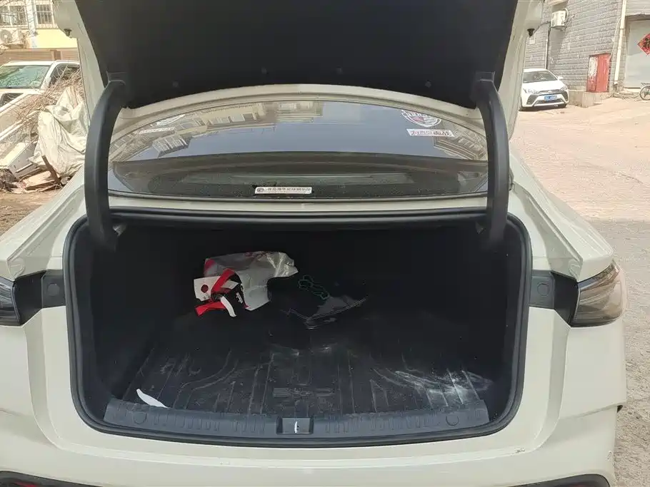 BYD SEAL 06 DM I TRAVEL EDITION