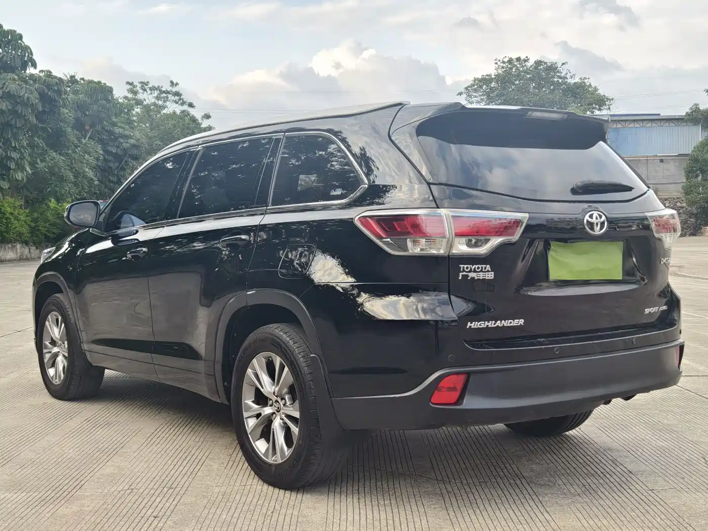 Toyota Highlander 2015 2.0T FWD Elite Edition 5-seater фото 3