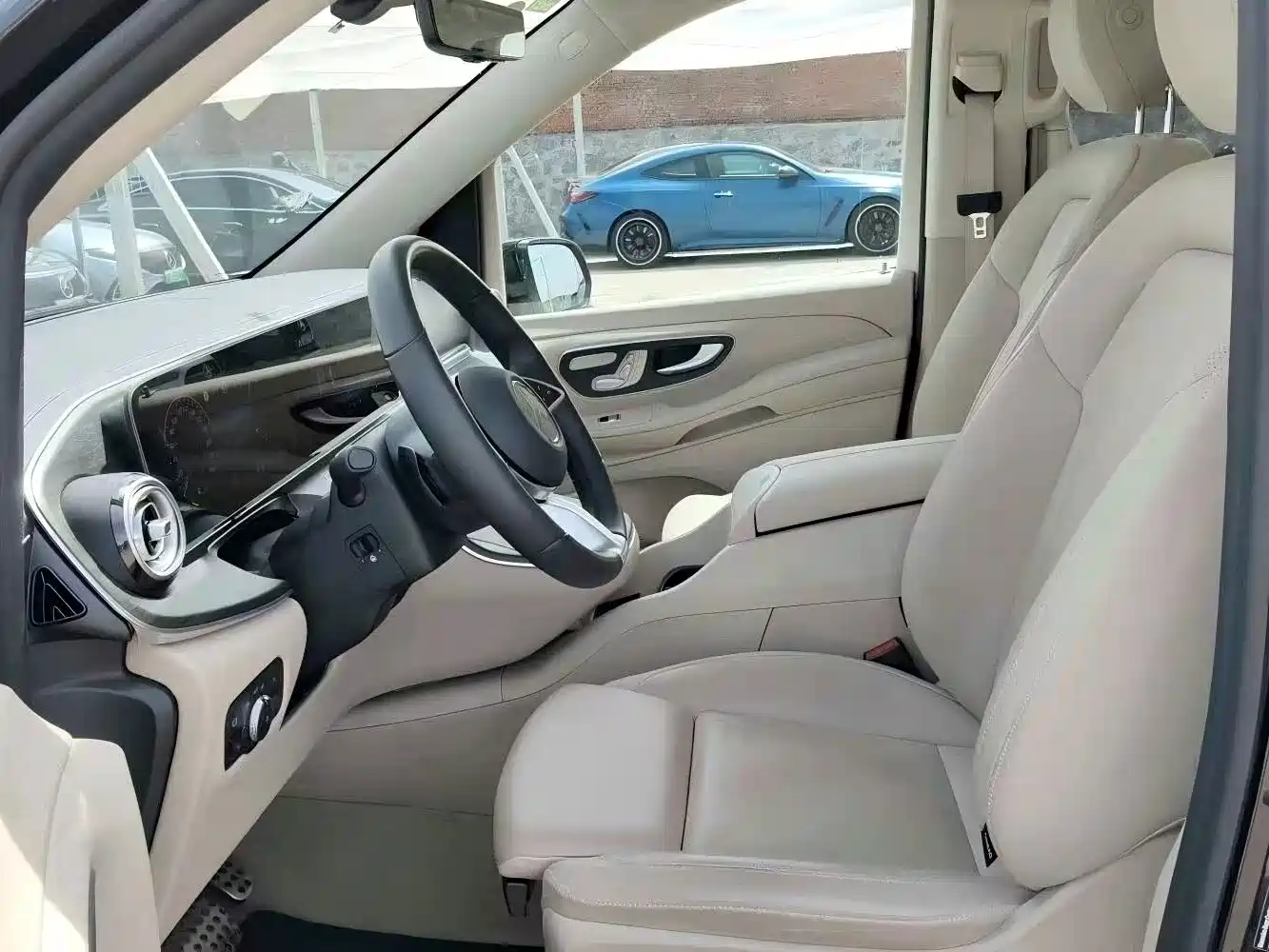 Mercedes-Benz V-Class 2025 2024 V 300 L Long Wheelbase Luxury Edition