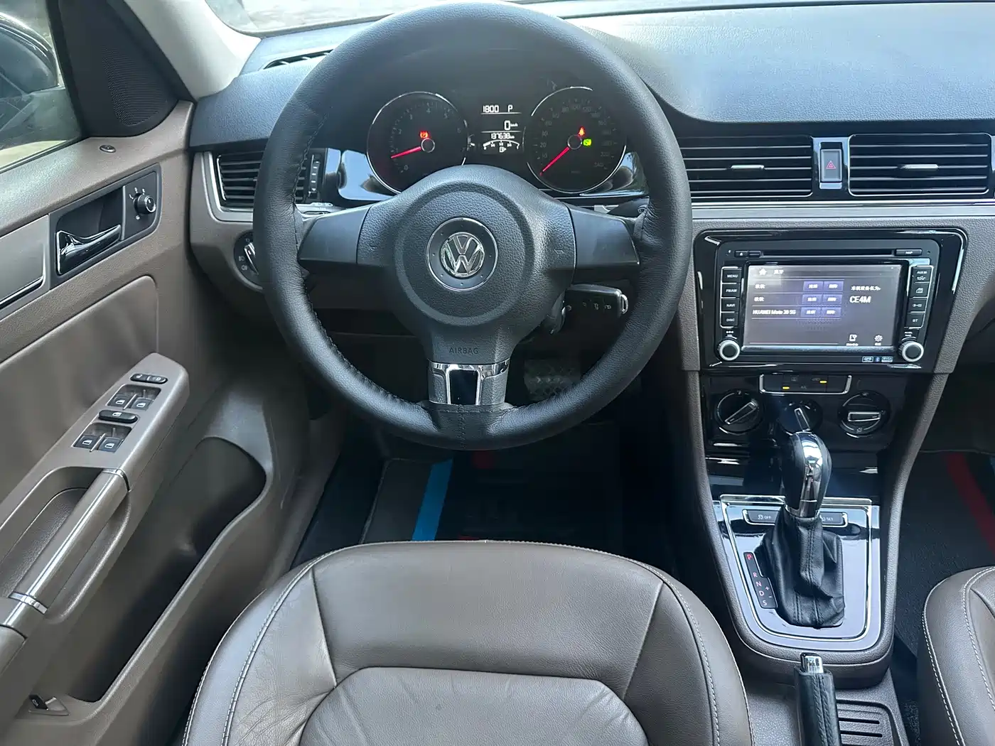 Volkswagen Bora 2014 2014 1.6L Automatic Comfort Edition
