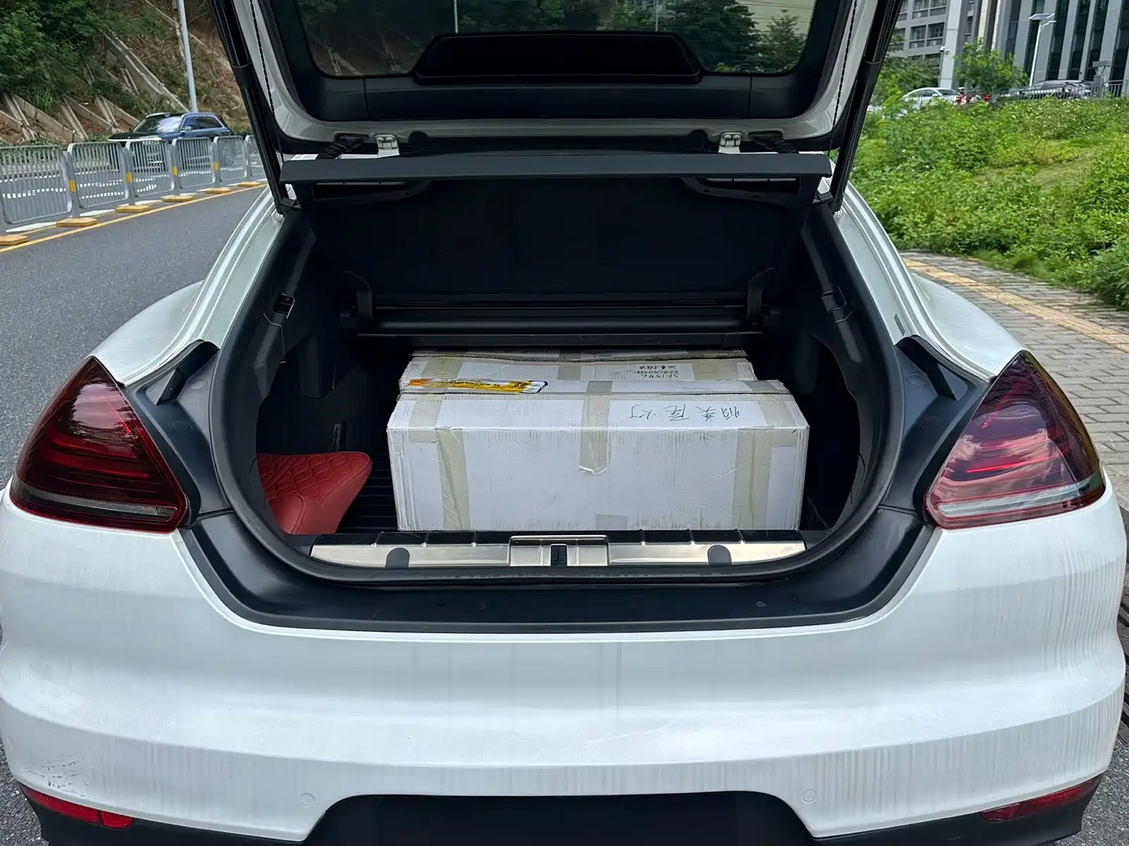 Photo 18 - Porsche Panamera