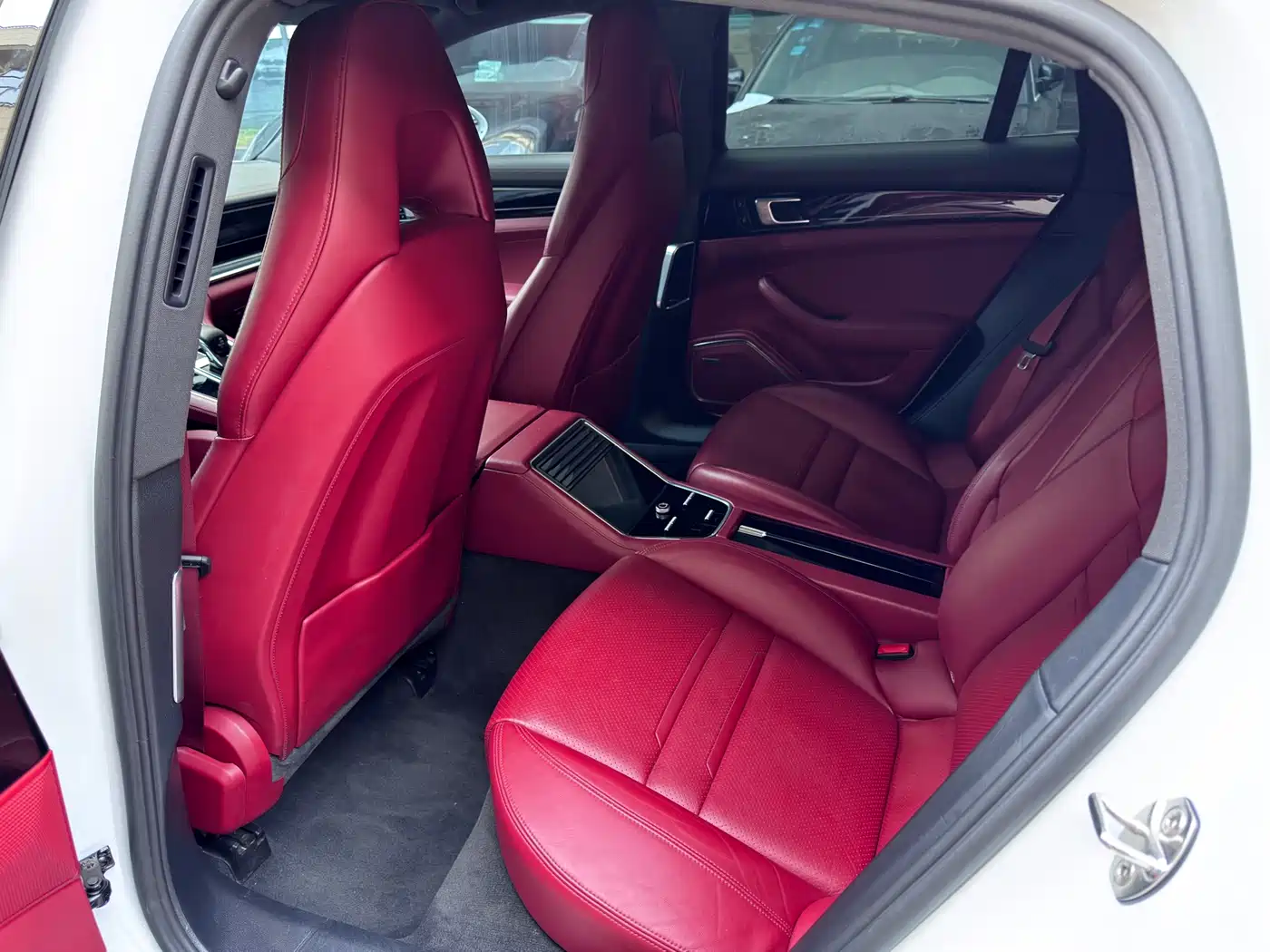 Porsche Panamera 2020 Panamera 10th Anniversary Edition 2.9T фото 6