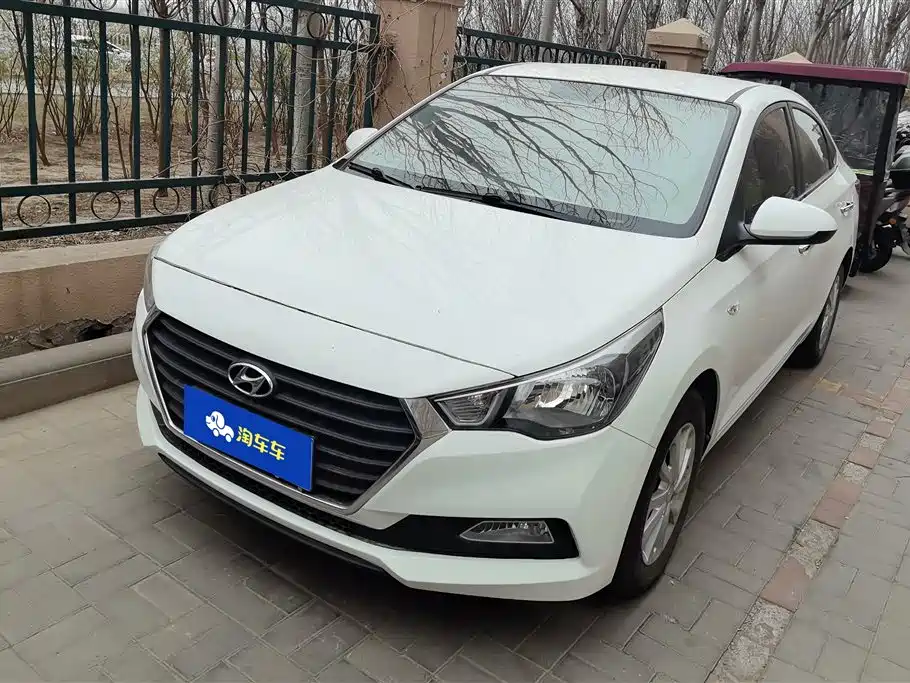 HYUNDAI ACCEPT