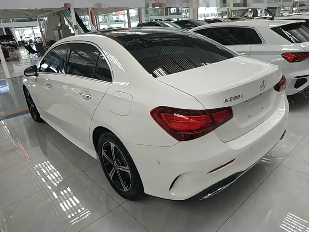 Mercedes-Benz A-Class 2025 2025 A 200 L Fashion Edition