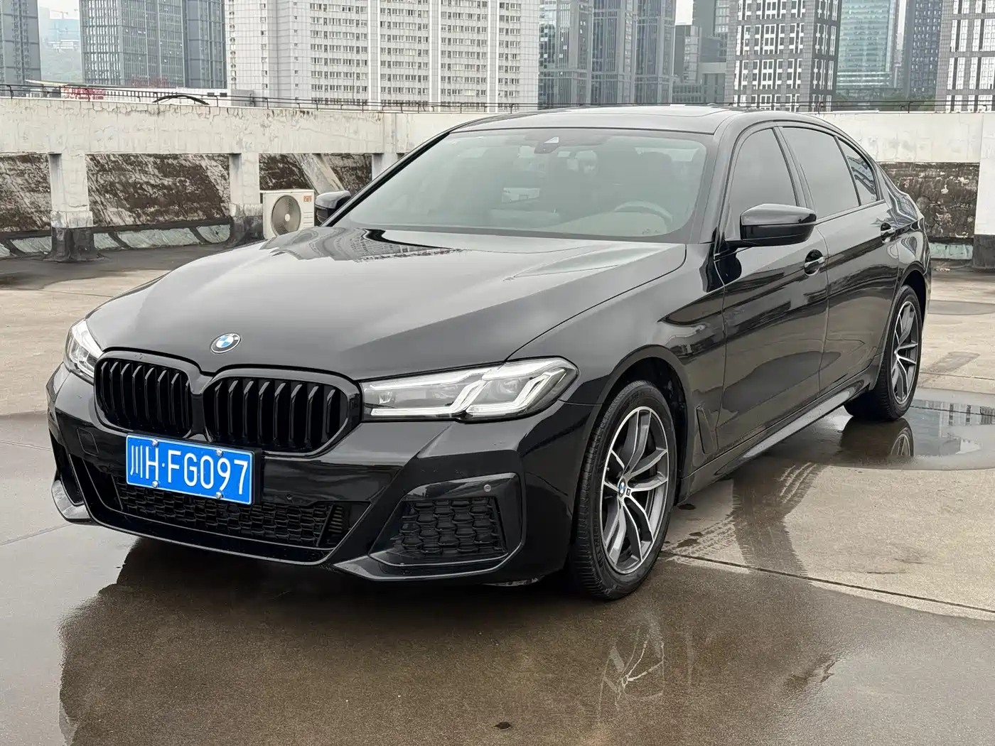 BMW 5 Series 2021 525Li M Sport Package