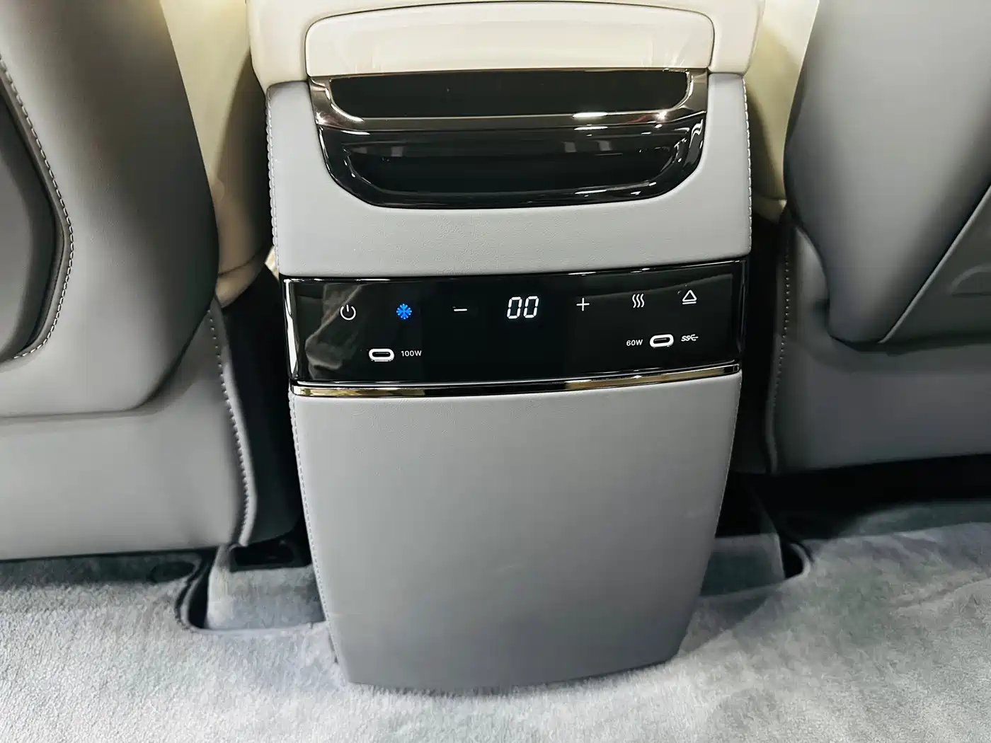 ZEEKR EXTREME KRYPTON 009