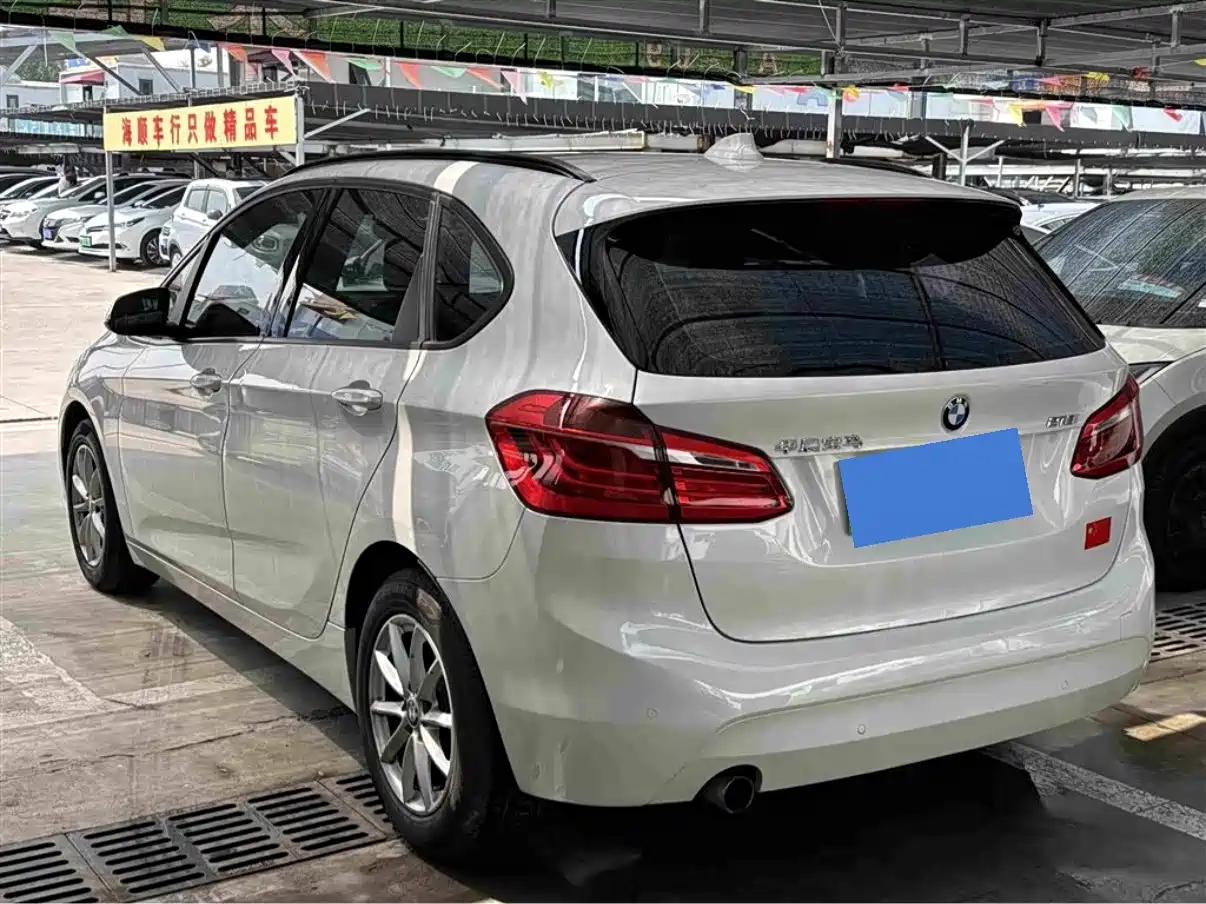 BMW 2 Series Touring 2016 2016 218i Fashion Model