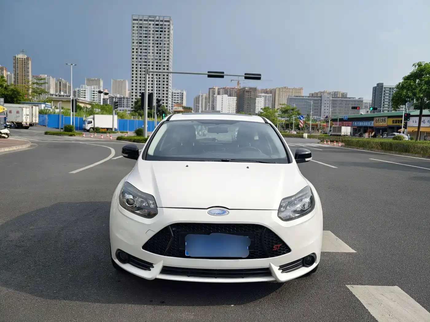 Photo 2 - Ford Focus