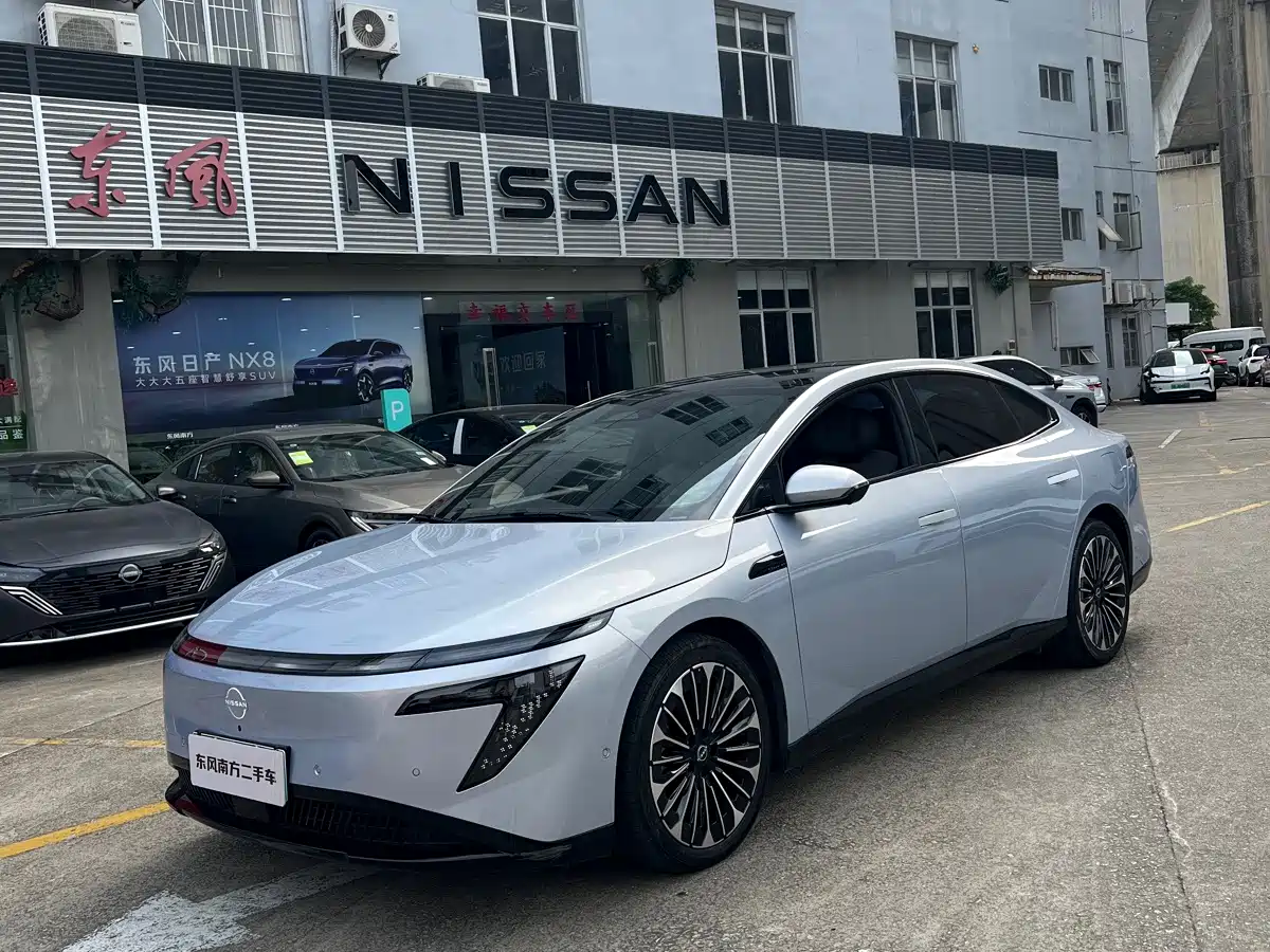 Фото 3 - Nissan N7