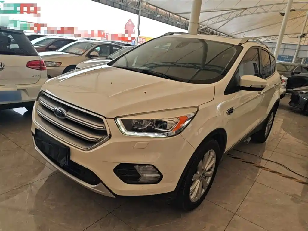 Фото 2 - Ford Kuga