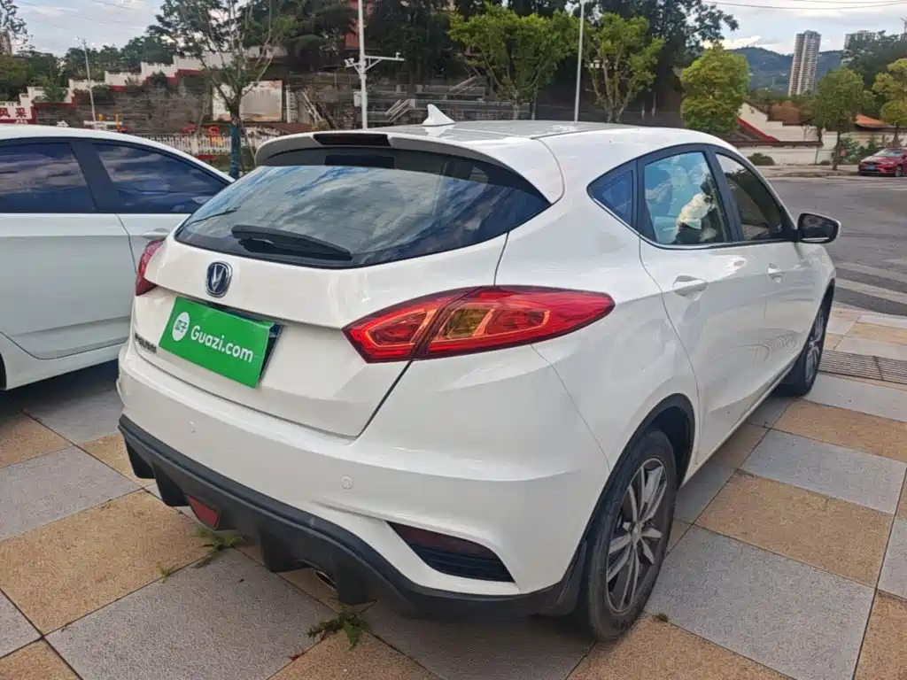Changan Eado XT 2017 2016 1.6L Manual Stylish Cool Edition