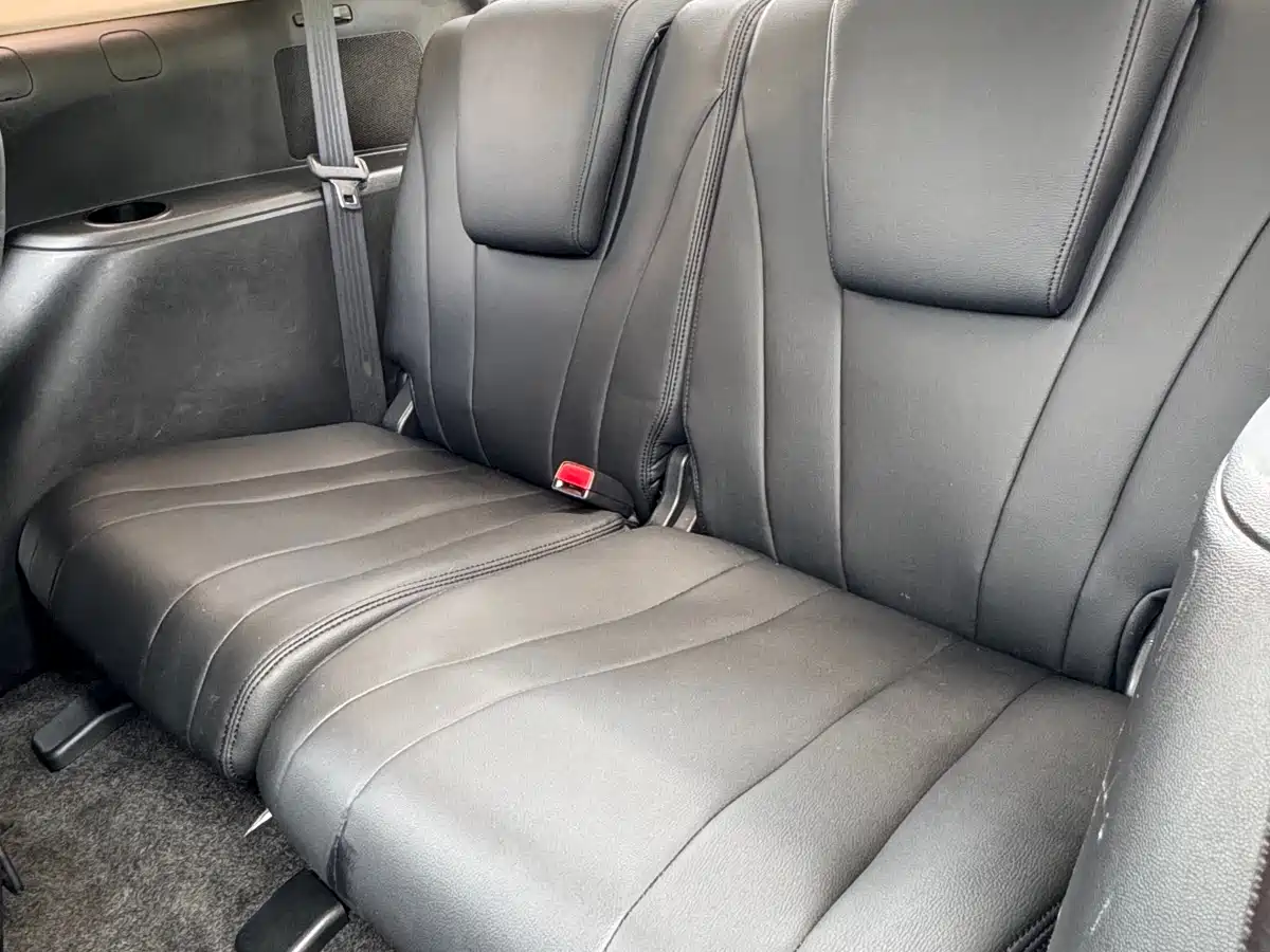 Mazda Mazda5 2012 2011 2.0L Automatic Comfort