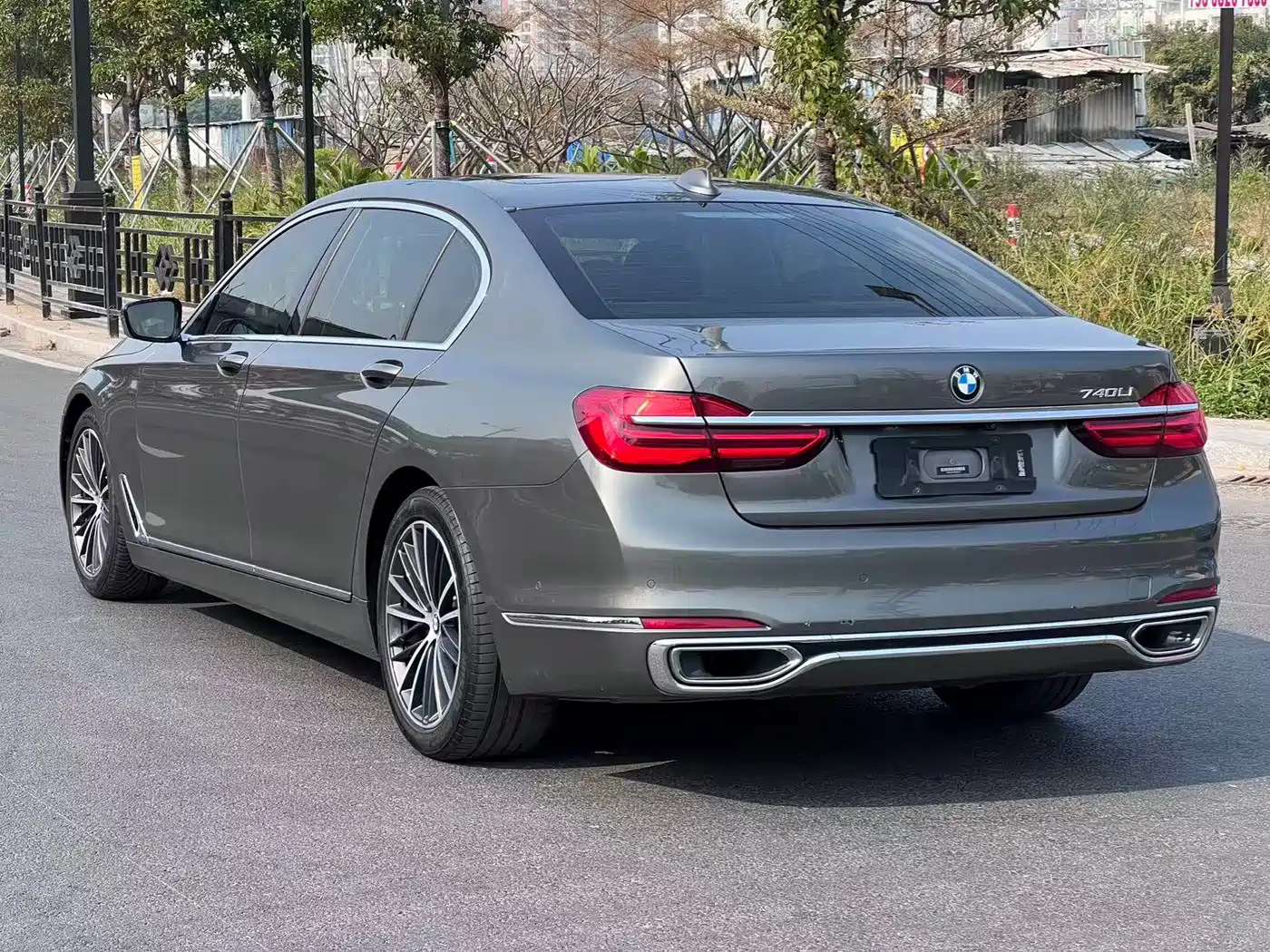 BMW 7 Series 2018 730Li Premium Type Excellence Package фото 10