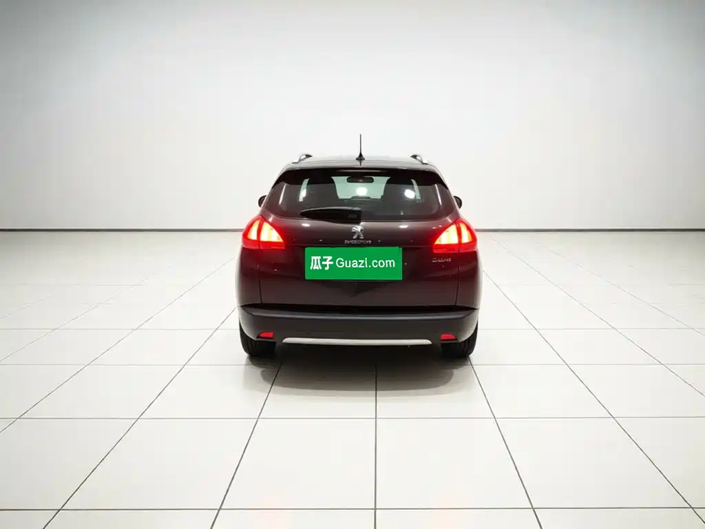 Photo 5 - Peugeot 2008