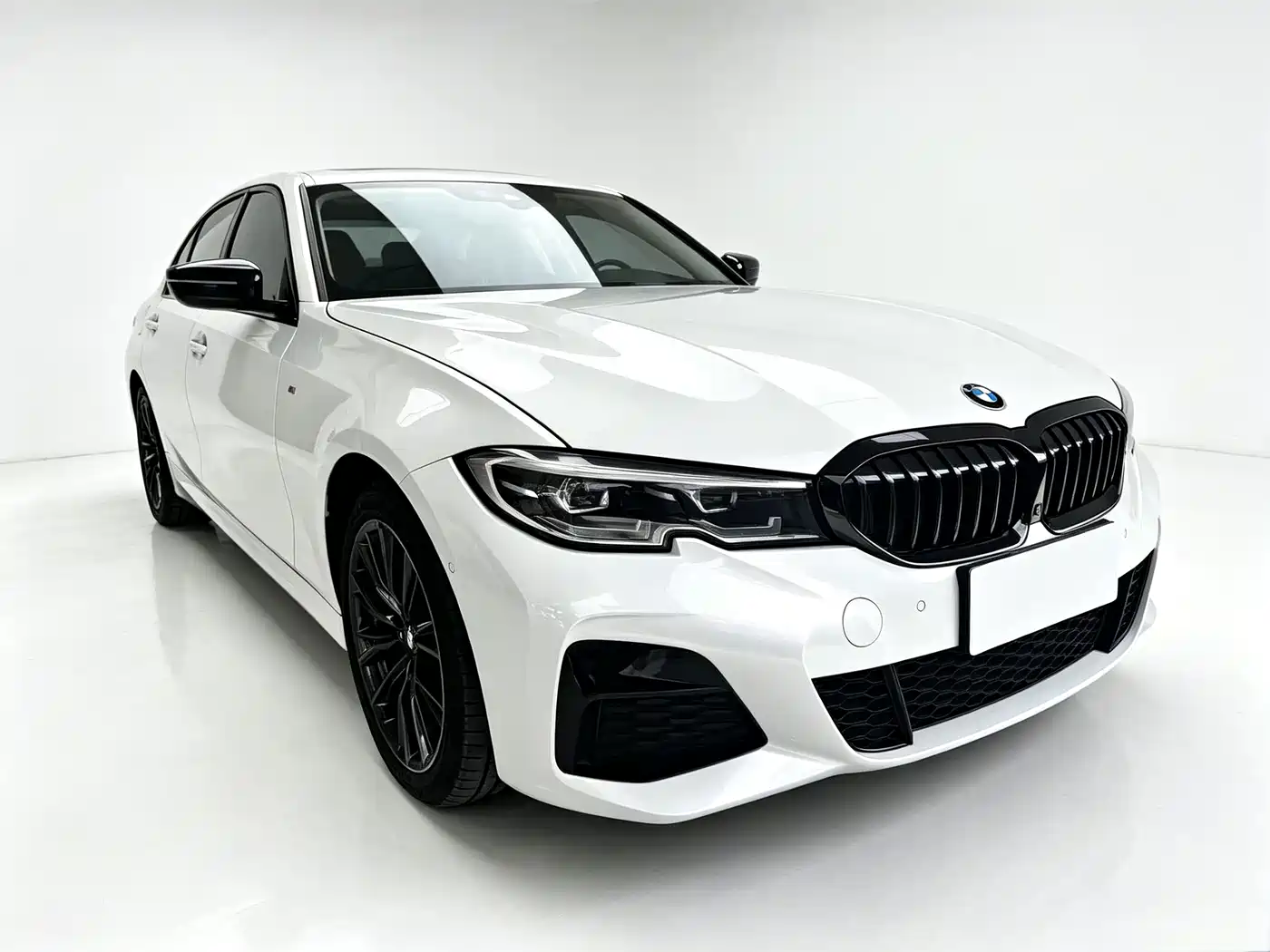 Фото 3 - BMW 3 Series