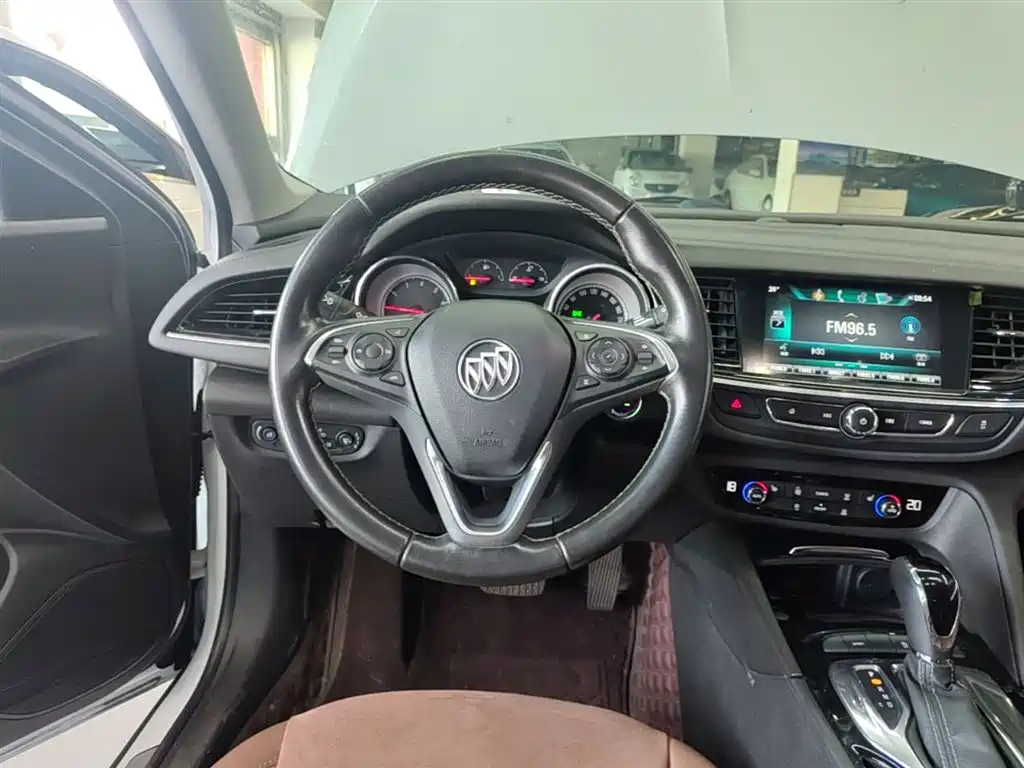 Buick Regal 2019 20T Elite China VI фото 11