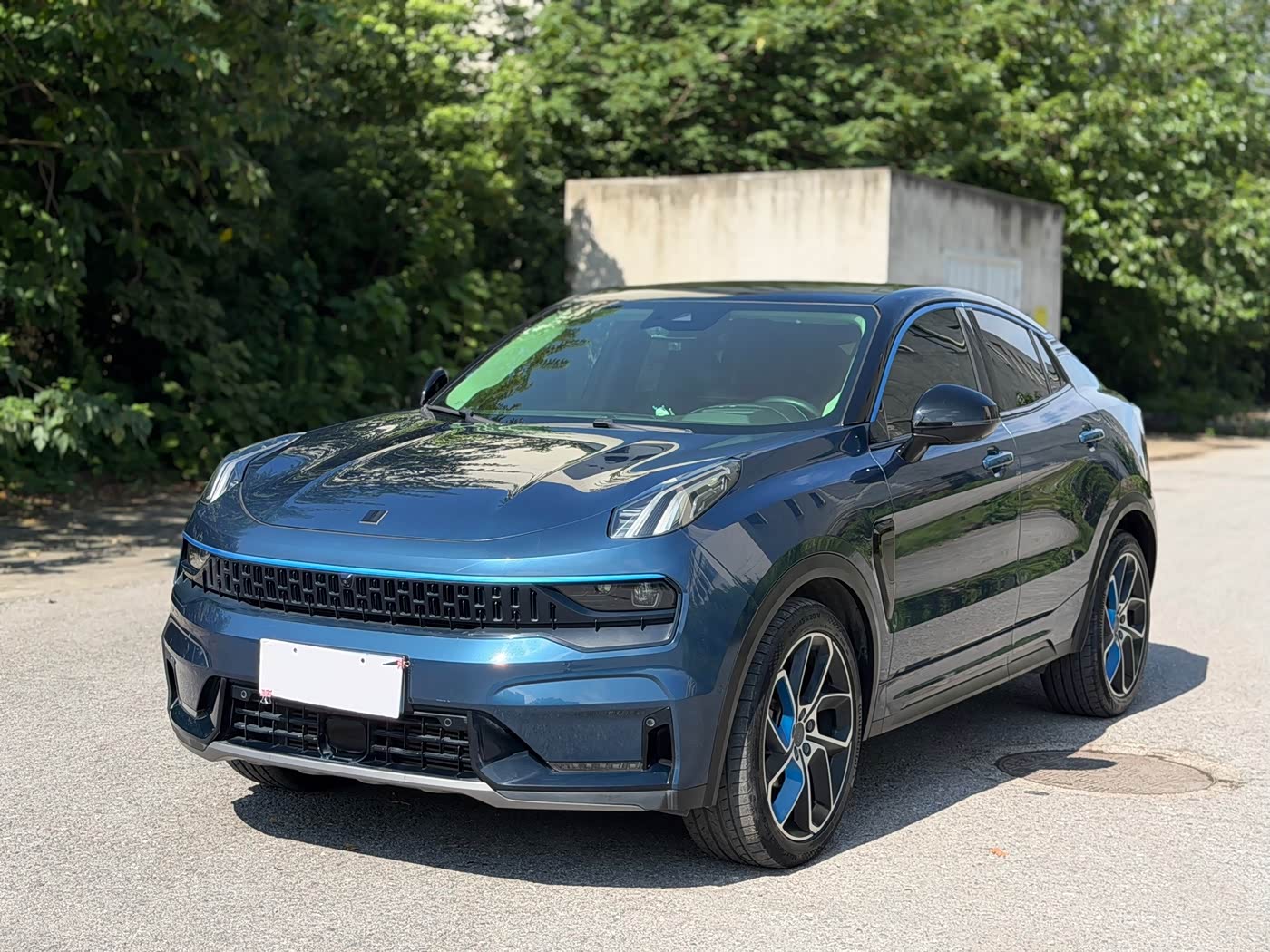 Lynk & Co 05