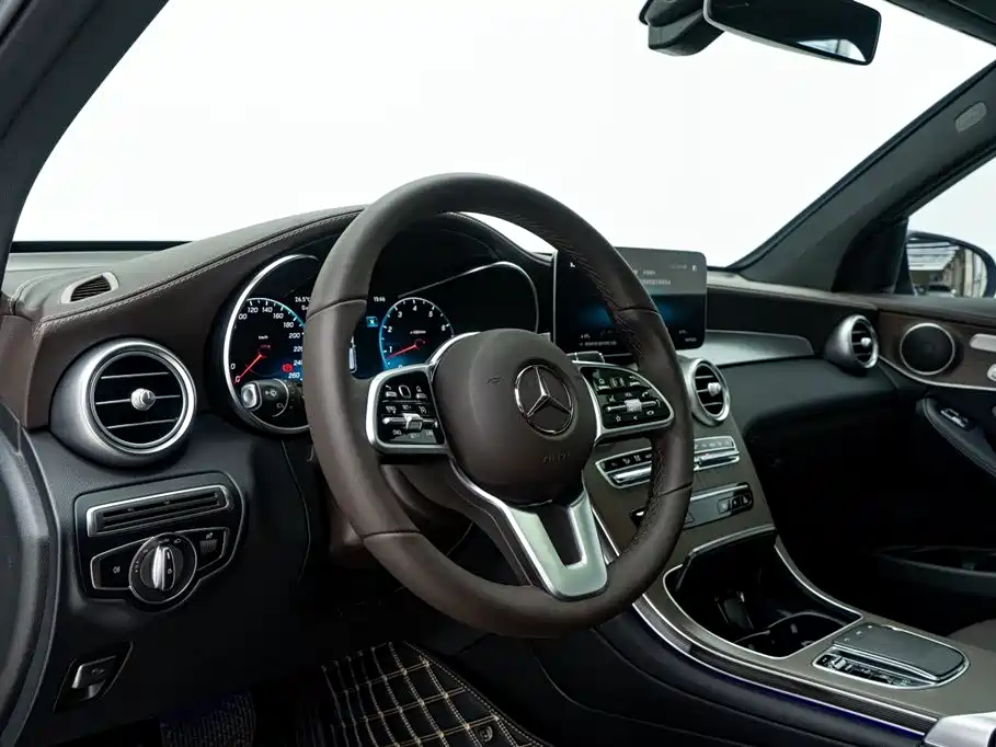 Mercedes-Benz GLC 2022 Facelift GLC 260 L 4MATIC Luxury Model фото 22