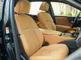 Фото 13 - Lexus LS