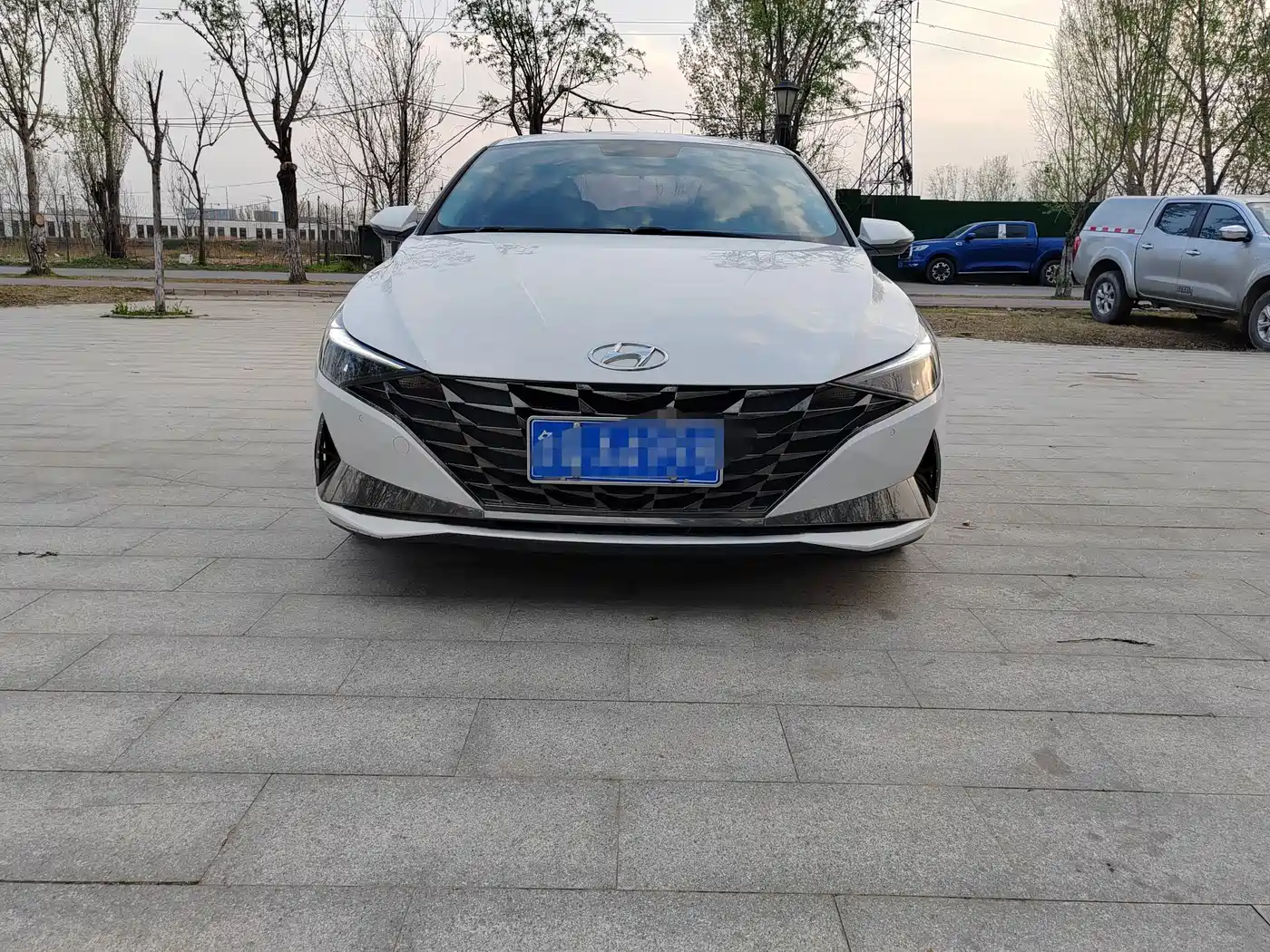 Hyundai Elantra 2022 1.5L CVT GLS Leading Edition фото 3