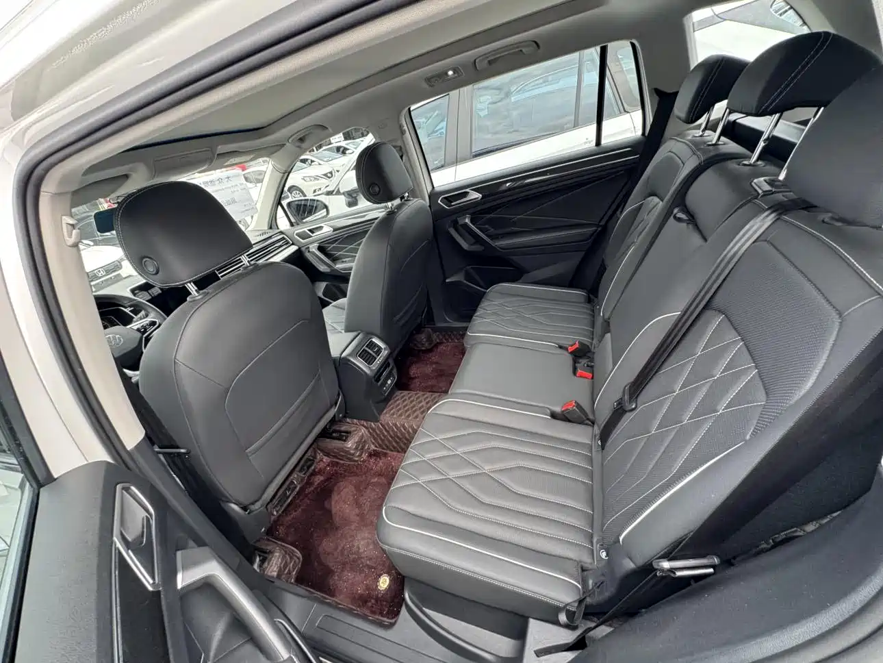 Volkswagen Tiguan L 2022 330TSI Automatic 2WD Comfort Edition фото 7