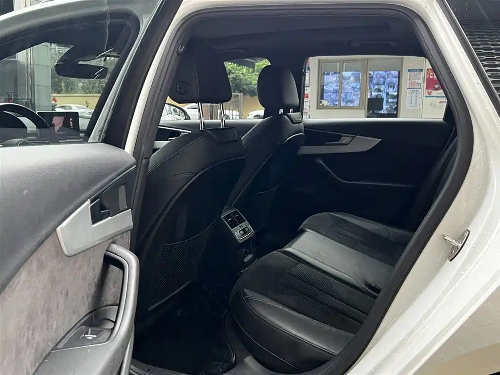 Audi A4 (Import) 2020 Avant Pioneer 40 TFSI Luxury Sport фото 19