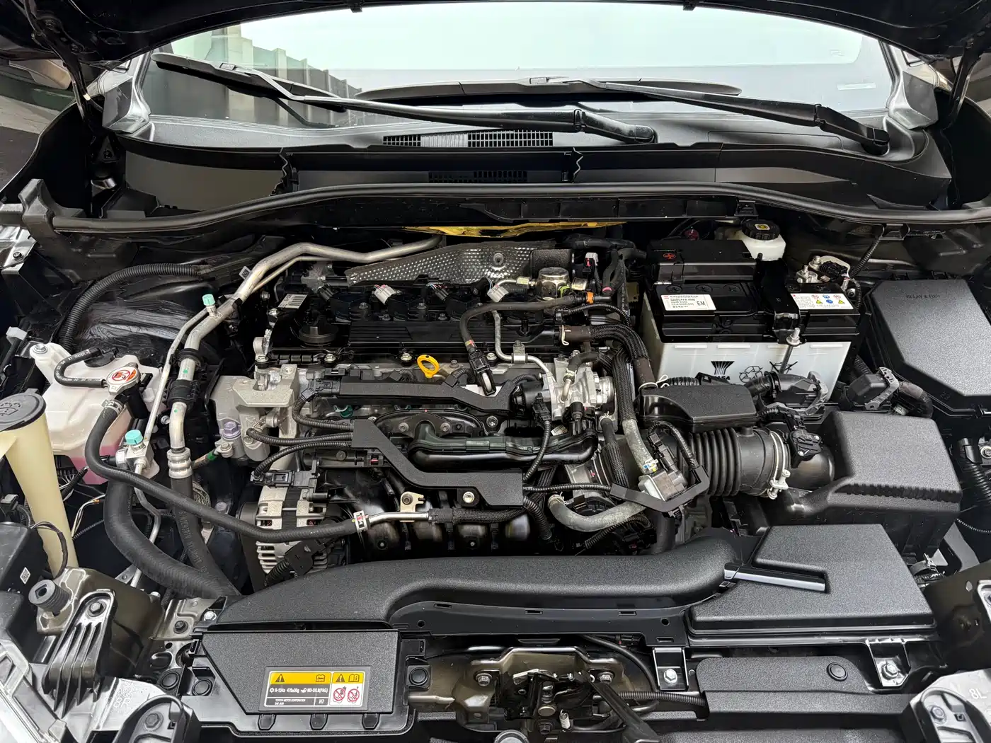 Toyota Frontlander 2022 2.0L CVT Luxury PLUS Edition фото 15