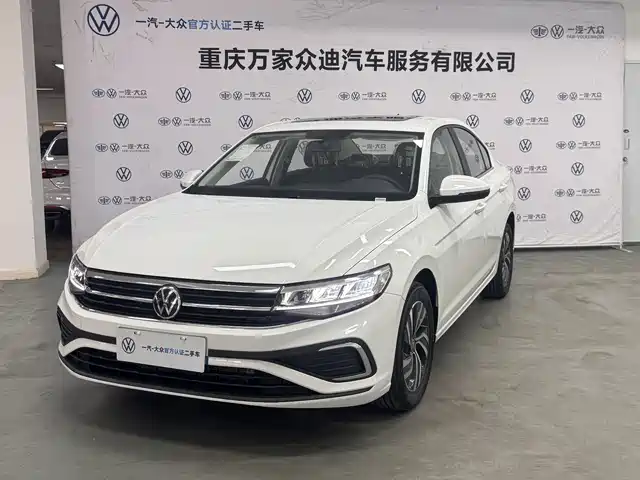 Volkswagen Bora 200TSI DSG, с навигацией